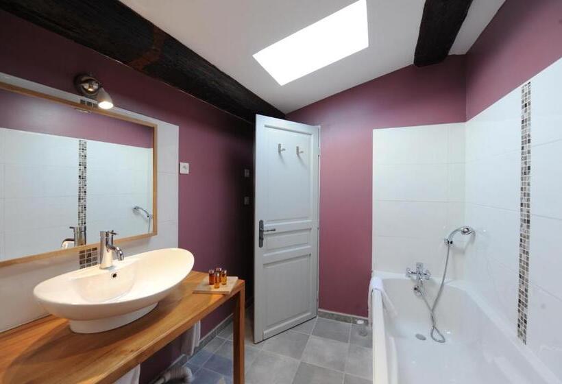 Номер Стандарт, Logis Hôtel Château De Palaja