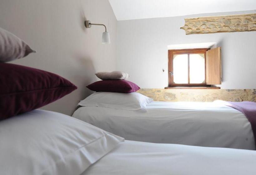 Люкс 2 Спальни, Logis Hôtel Château De Palaja