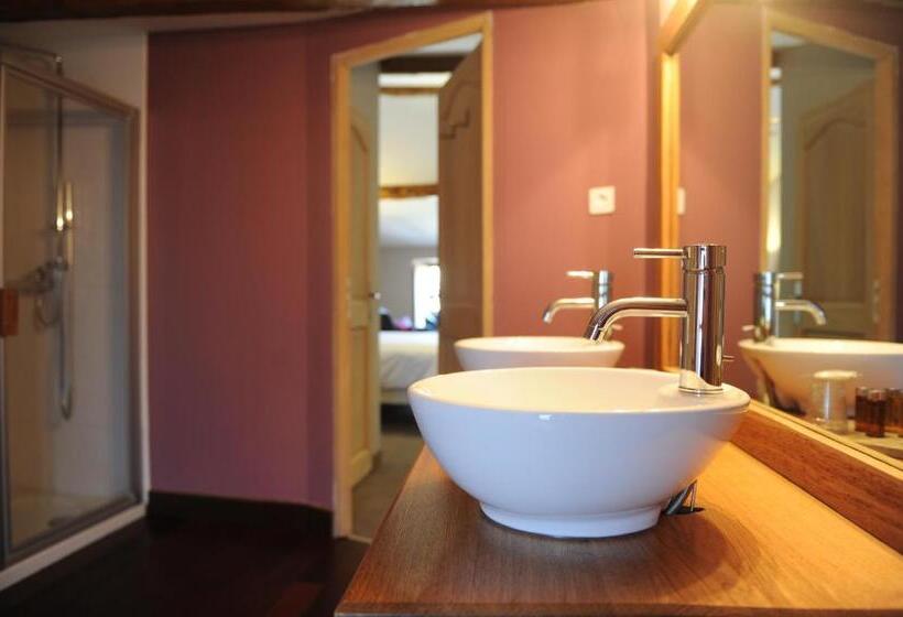 Полулюкс, Logis Hôtel Château De Palaja