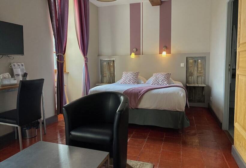 Номер Deluxe, Logis Hôtel Château De Palaja