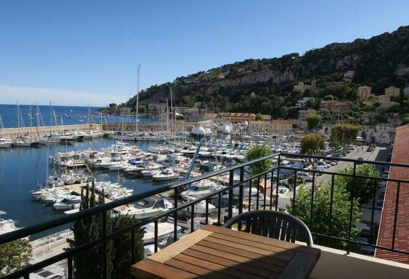 غرفة قياسية مطلّة علي البحر مزوَّدة بشُرفة, De La Darse