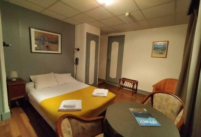 带观景的标准间, De Savoie