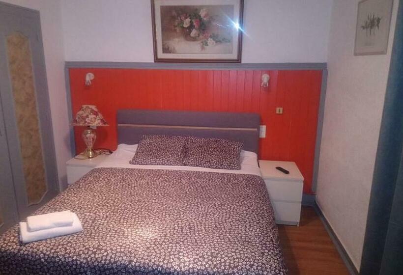 带观景的标准间, De Savoie