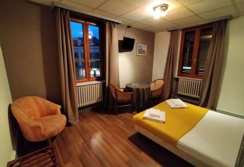 带观景的标准间, De Savoie