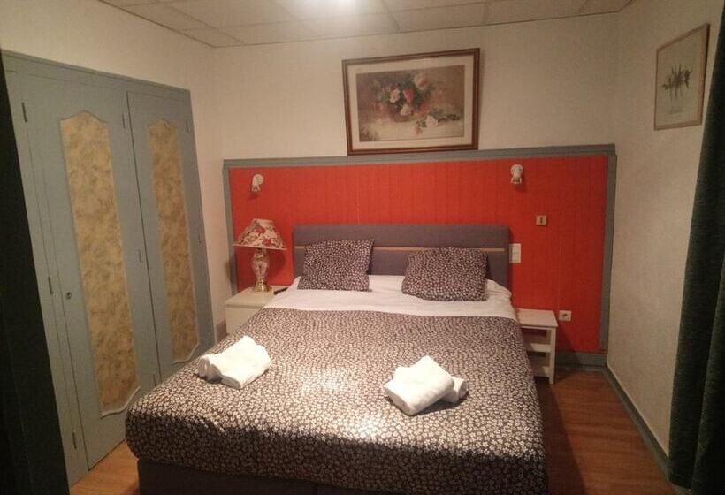 带观景的标准间, De Savoie