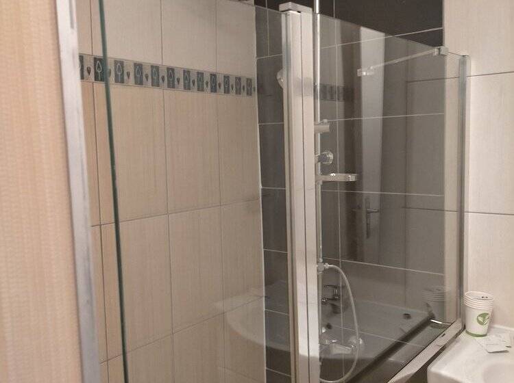 四人标准间, De Savoie