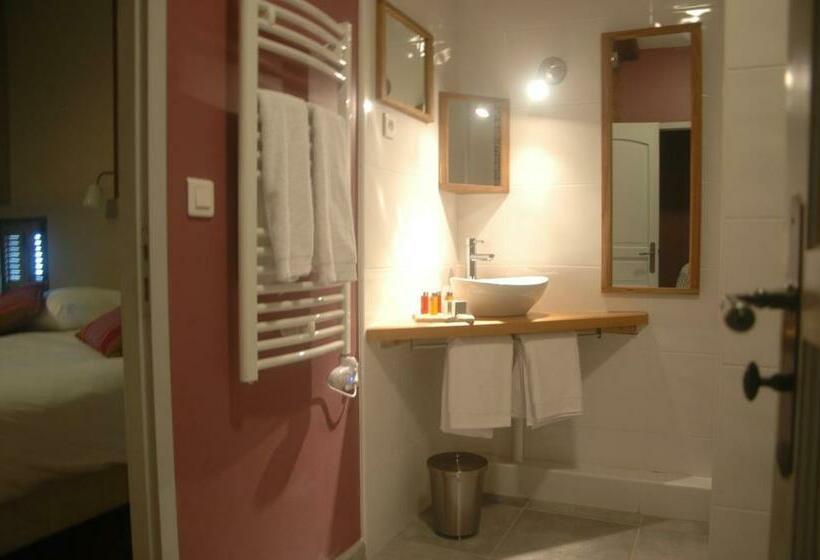 Номер Deluxe, Logis Hôtel Château De Palaja