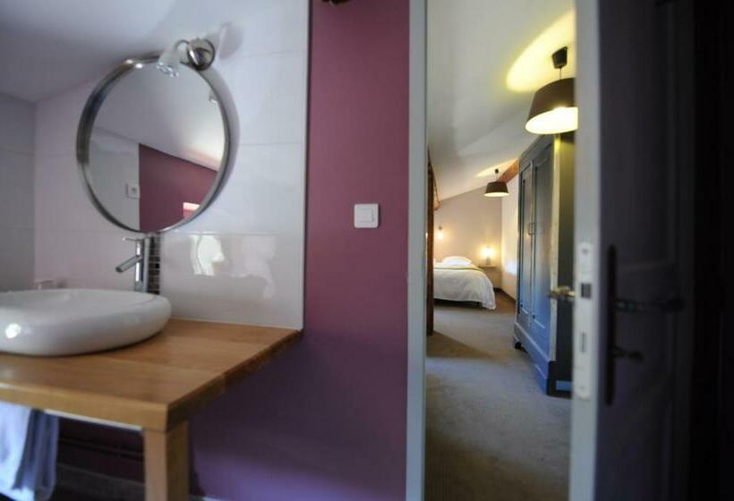 Номер Deluxe, Logis Hôtel Château De Palaja