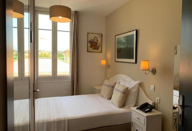 クラシックルーム, La Villa Des Oliviers