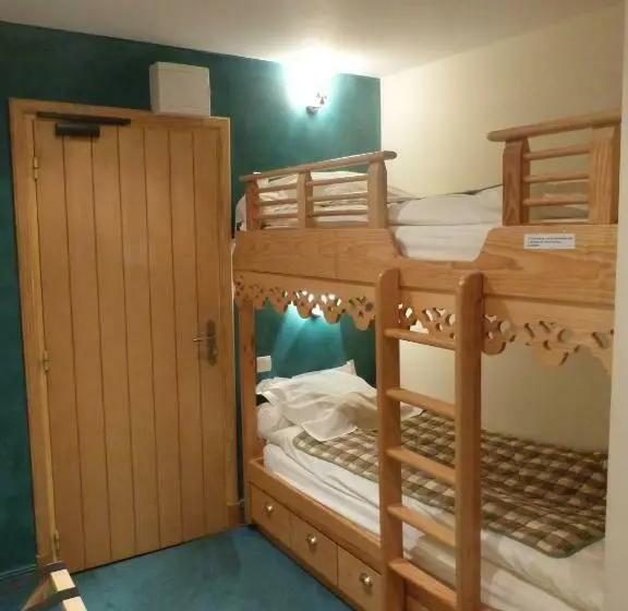 اتاق سوپریور چهار تخته, Hôtel Le Bois Joli