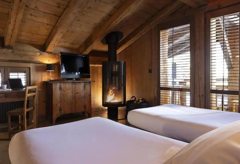 اتاق پرستیژ, Hôtel Les Servages D Armelle