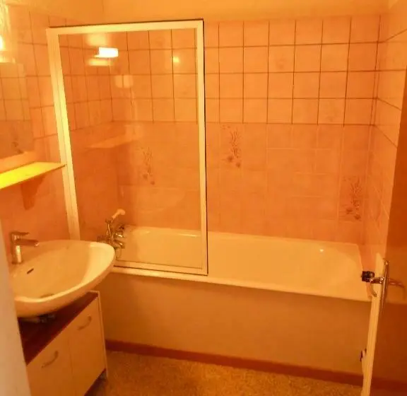 Standard-huone, Hôtel L'orée Du Bois