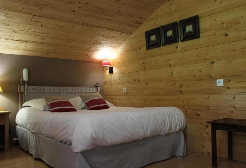 اتاق استاندارد با بالکن, Hôtel Restaurant U Fredy