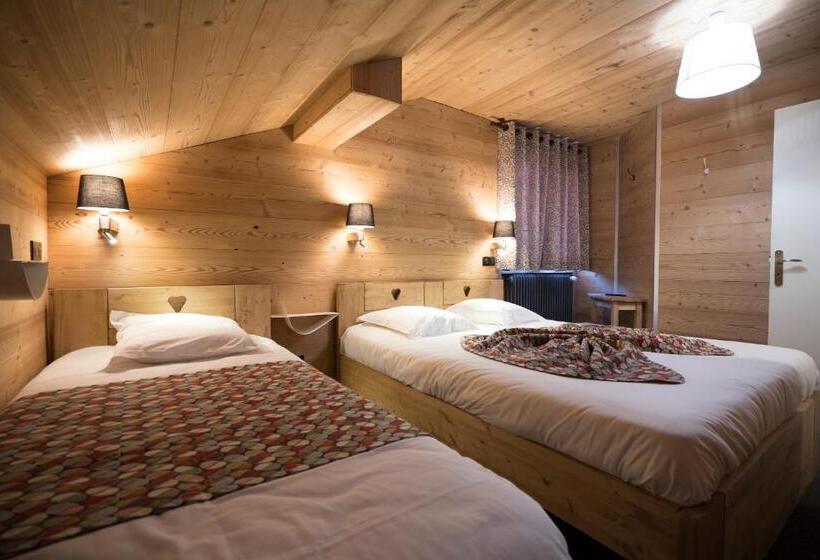 اتاق خانوادگی, Hôtel Restaurant U Fredy