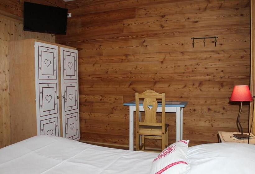 اتاق استاندارد با چشمانداز باغ, Hôtel Restaurant U Fredy