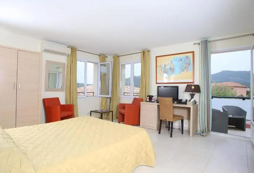 Comfort room with terrace, Hôtel Serenada