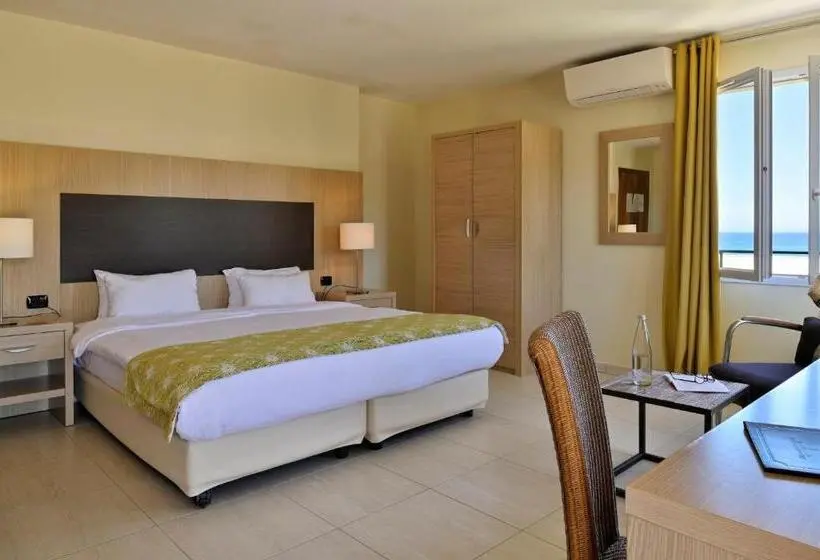 Comfort room with terrace, Hôtel Serenada