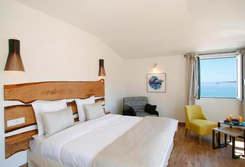 高级海景房, Hôtel Serenada