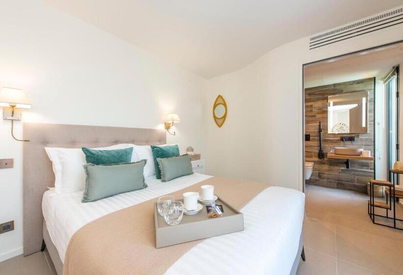 Номер Стандарт, L Anderenis Boutique Hôtel