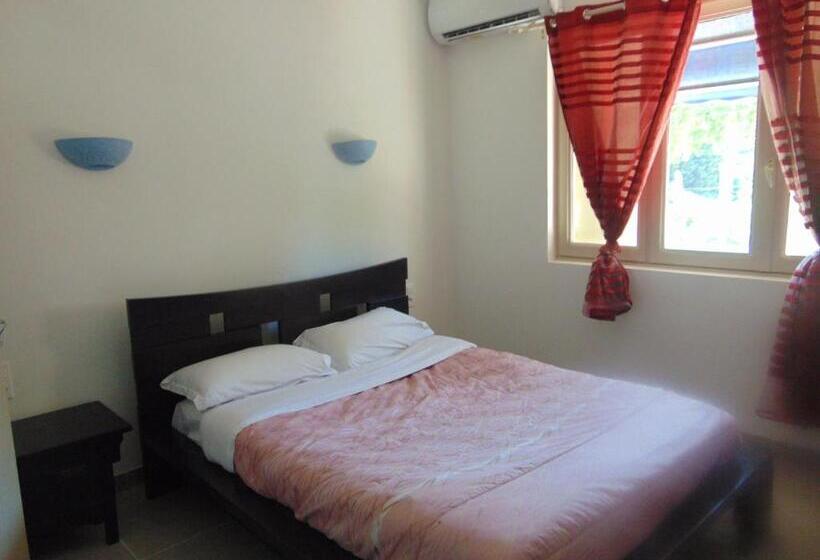 Номер Стандарт, Le Relais De La Rn7