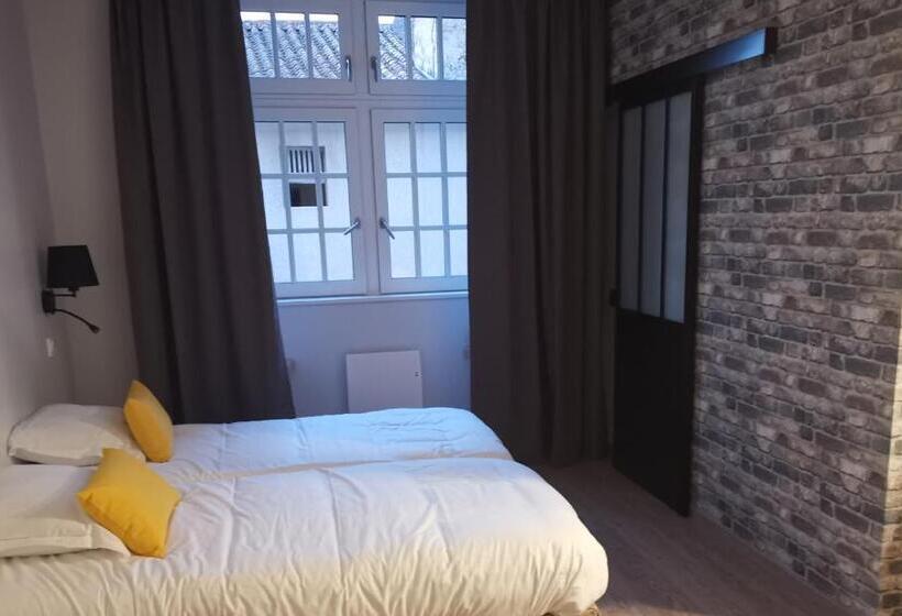 スーペリアファミリールーム, Logis Le Relais Du Chapeau Rouge