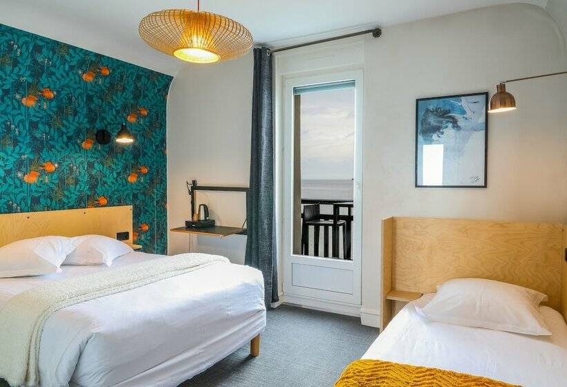 Triple Room Sea View, Les Charmettes