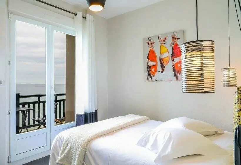 Chambre Standard Vue Mer, Les Charmettes