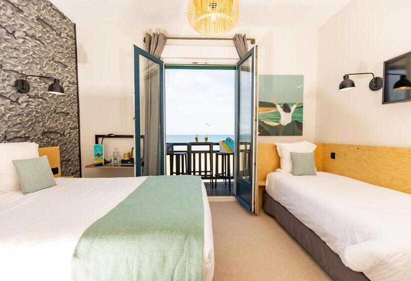 Triple Room Sea View, Les Charmettes