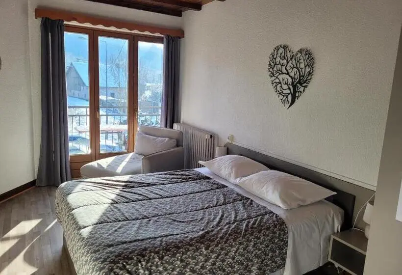 Comfort-huone, Les Jolis Coeurs