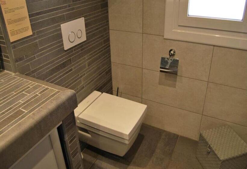 סוויטה דלוקס, Villa Nais B&b