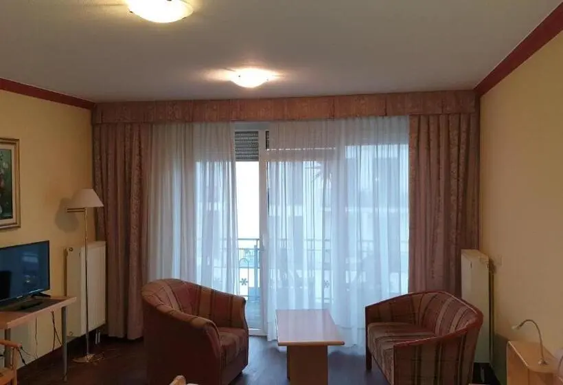 Standard Room with Balcony Side Sea View, Esplanade & Aparthotel Rialto
