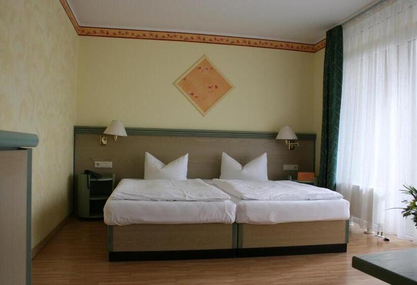 Апартаменты Внутренние 1 Спальня, Esplanade & Aparthotel Rialto