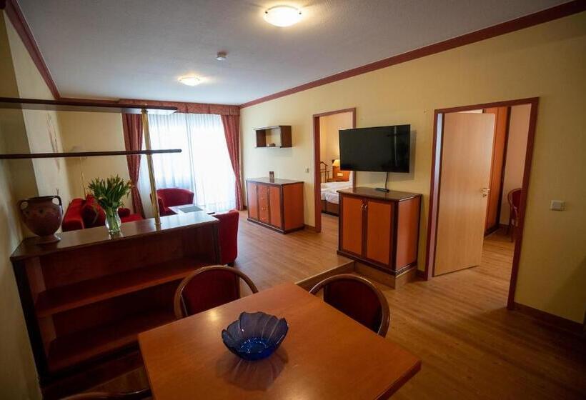 Апартаменты 2 Спальни Внутрение, Esplanade & Aparthotel Rialto