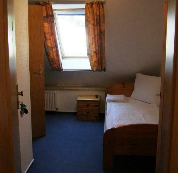 اتاق استاندارد یک نفره, Alt Vinnhorst