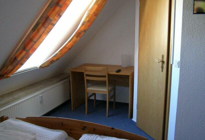 اتاق استاندارد, Alt Vinnhorst