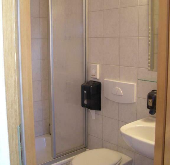 اتاق استاندارد, Alt Vinnhorst