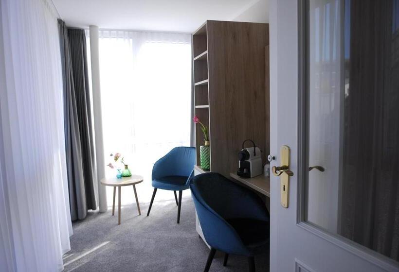 Standardrum med Vardagsrum, Am Südwäldchen