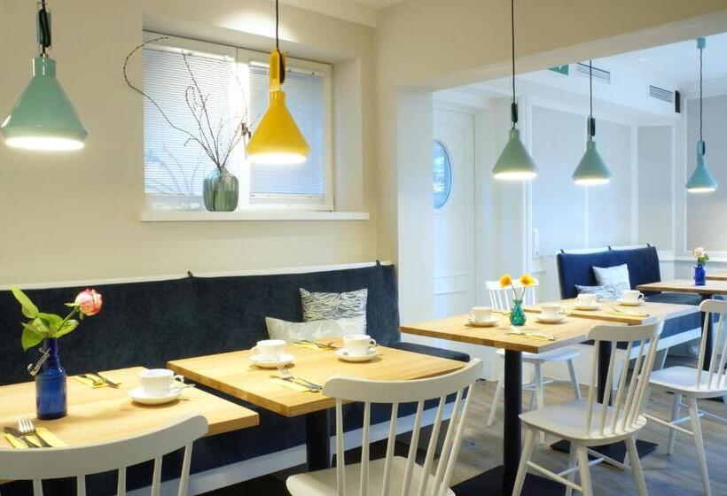 Comfort room with balcony, Am Südwäldchen