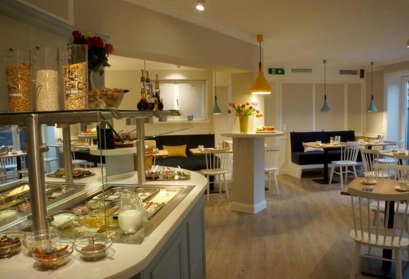 Standardrum Bottenvåning, Am Südwäldchen