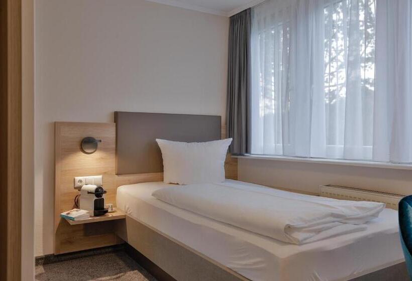 Standard Enkelrum, Am Südwäldchen