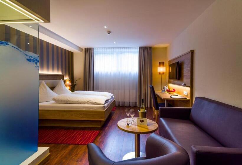 이코노미 룸, Asemann Planegg