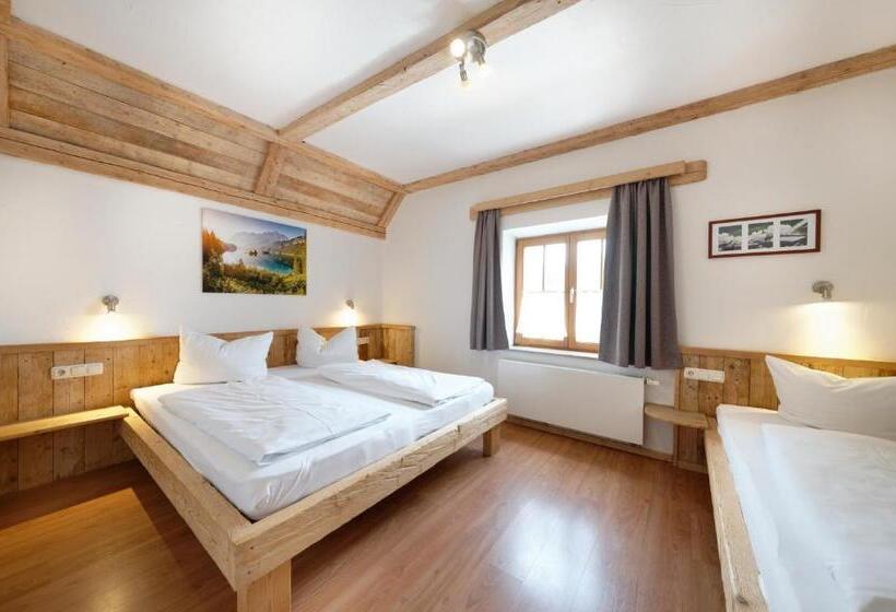 Трехместный Номер Стандарт с Балконом, Garni Alpengruss