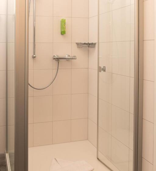 スタンダードルーム, Mingers