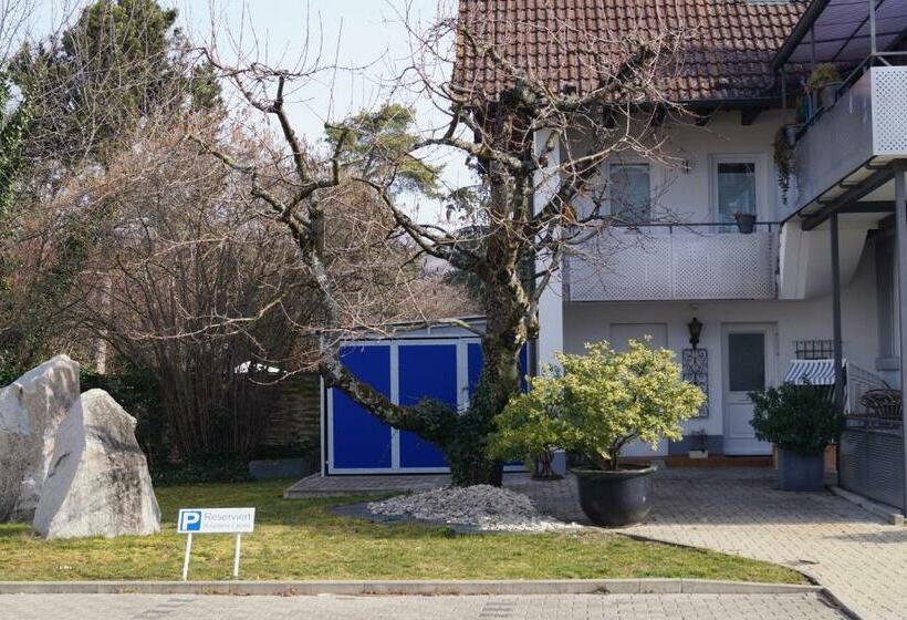 컴포트 룸, Residenz Labee