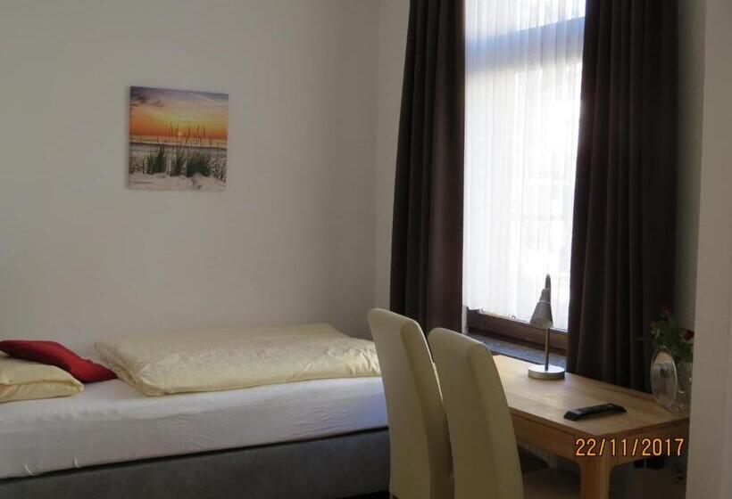 스탠다드 트리플 룸, Saarblick Mettlach