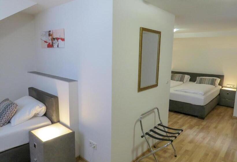 디럭스 트리플 룸, Saarblick Mettlach