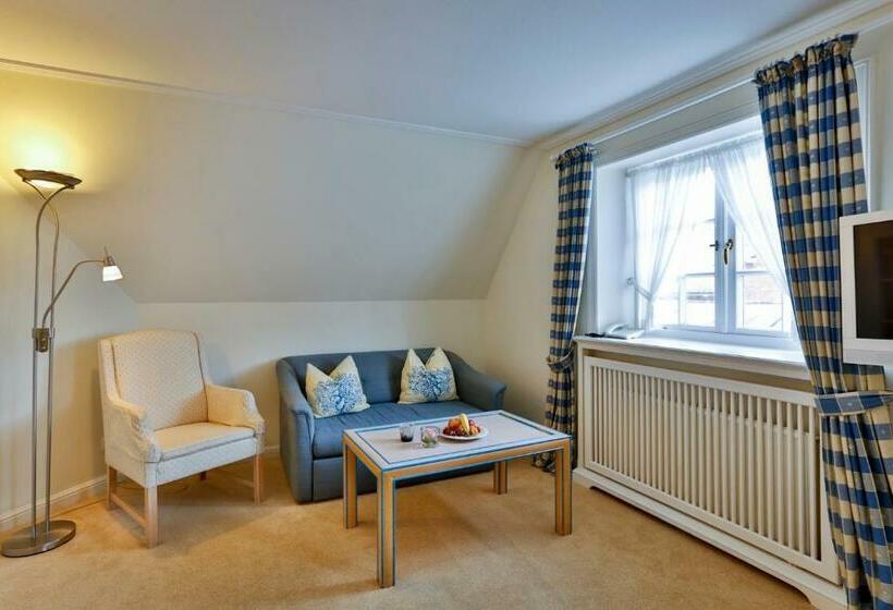 コンフォートルーム, Und Restaurant Jörg Müller