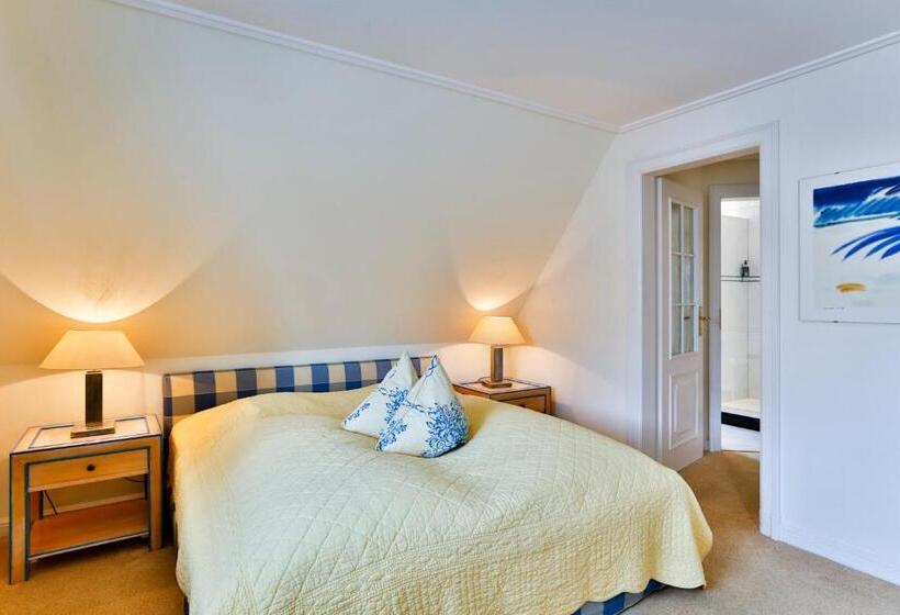 コンフォートルーム, Und Restaurant Jörg Müller