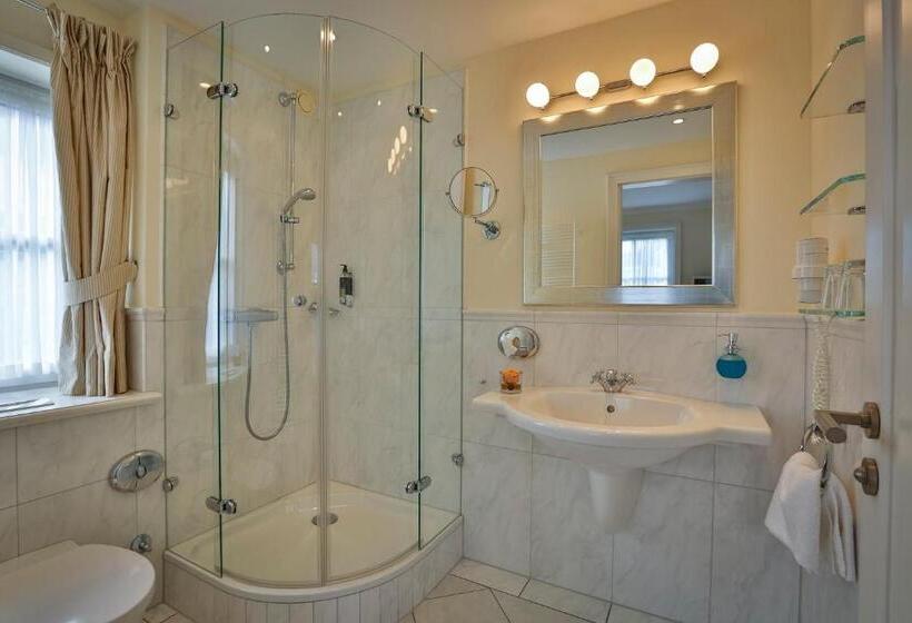 障害者適応デラックスルーム, Und Restaurant Jörg Müller