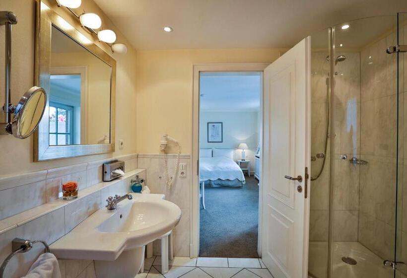 デラックスルーム, Und Restaurant Jörg Müller